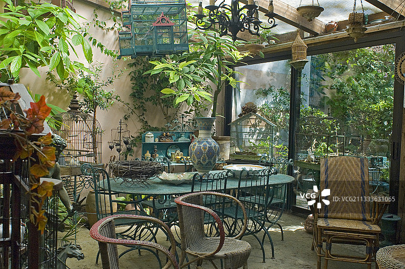 春日城市花园温室图片素材