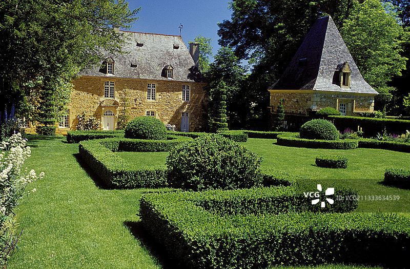 法国多尔多涅埃里尼亚克庄园花园图片素材