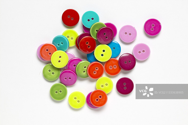散装双孔彩色纽扣图片素材