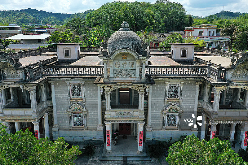 广东省梅州市梅江区西阳镇华侨围屋联芳楼和棣华居航拍图片素材