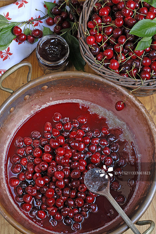 诱人的果酱罐图片素材