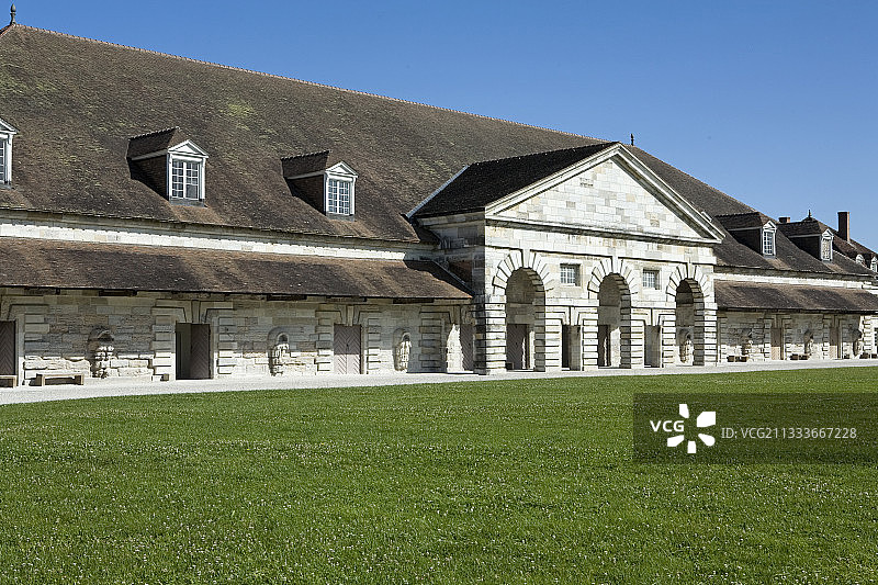 法国杜布省阿尔克-塞南皇家盐场图片素材