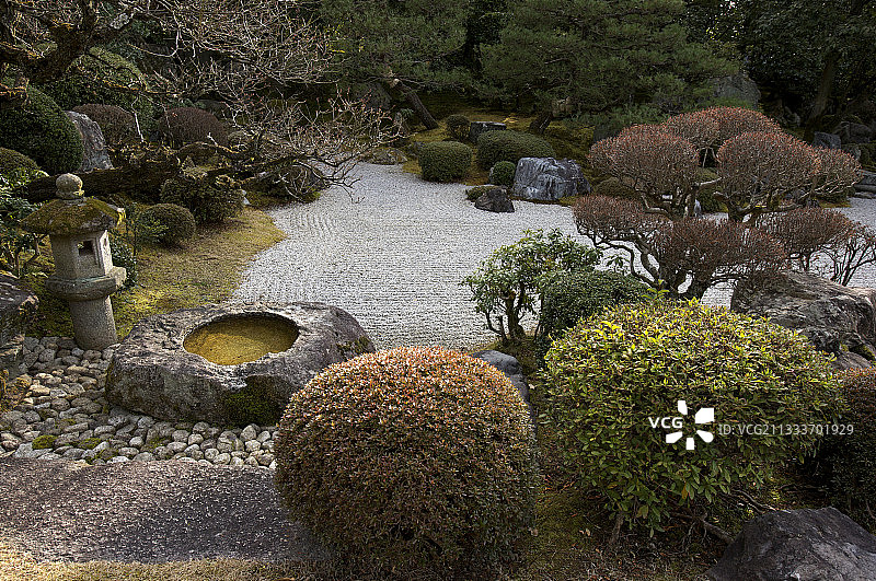 日本京都知恩院寺花园图片素材