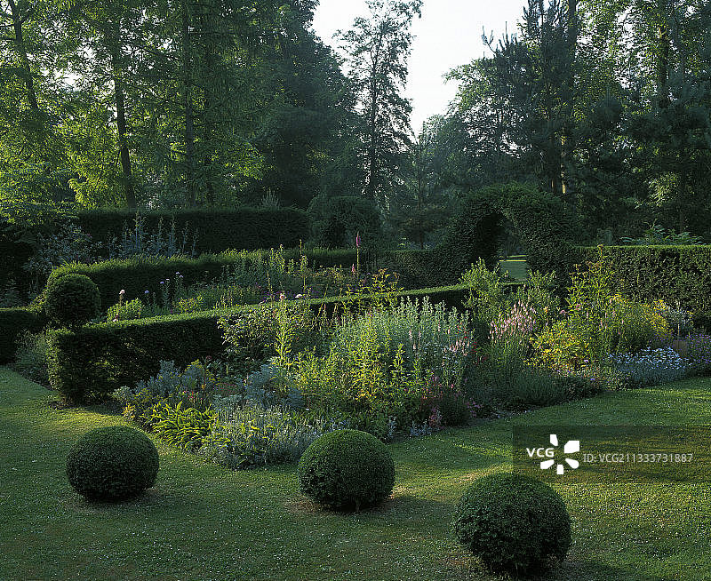 旺德里马尔城堡花园图片素材