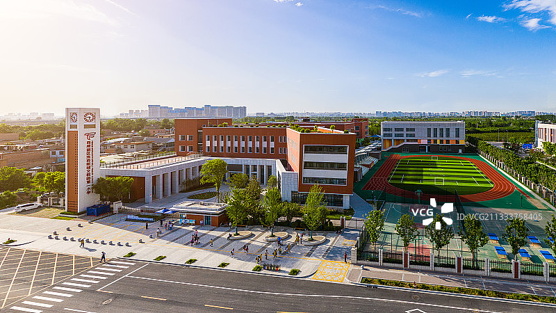 陕西西安沣东沣西新城文教园第一小学图片素材