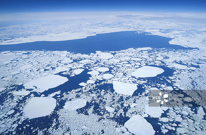 融化的哈德逊湾冰层图片素材
