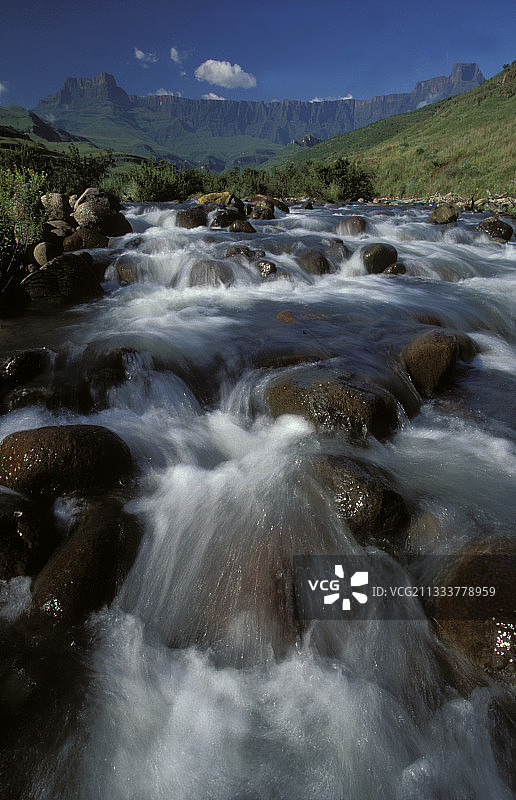 图盖拉河与皇家纳塔尔德拉肯斯堡圆形剧场，南非图片素材