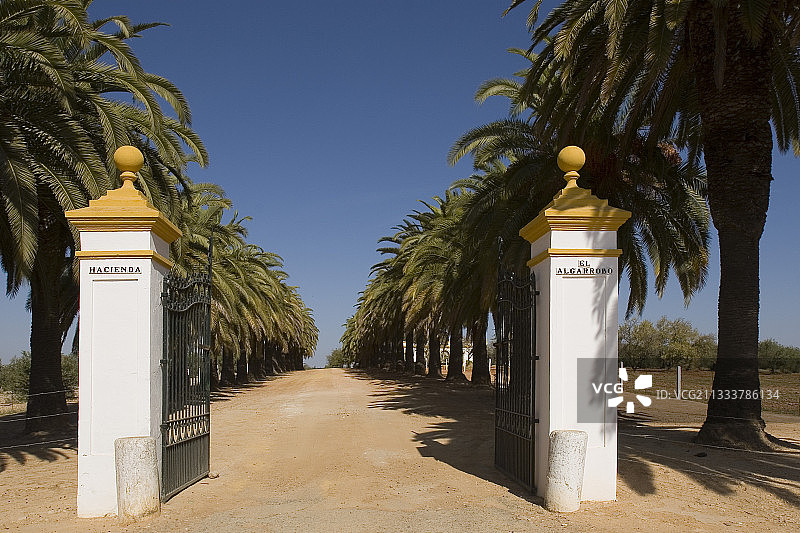 西班牙安达卢西亚房产入口图片素材