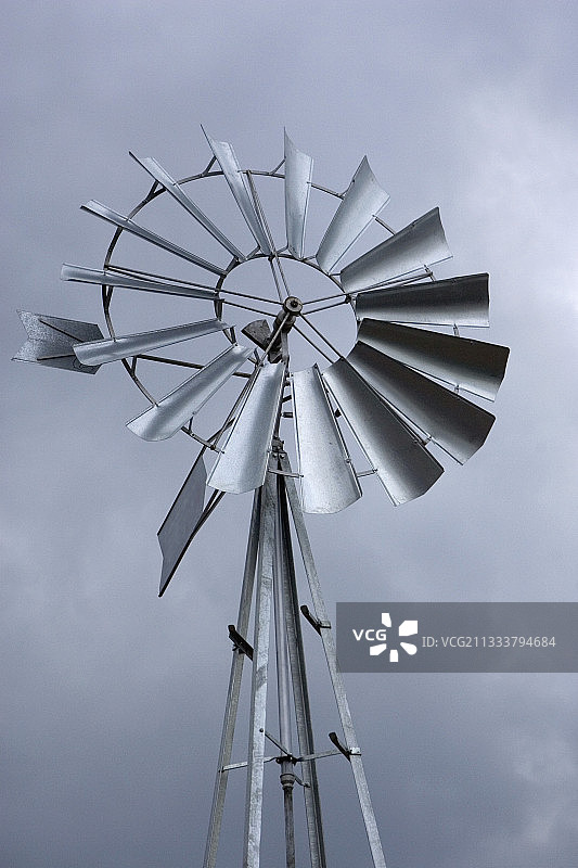 供应牲畜喂料槽图片素材