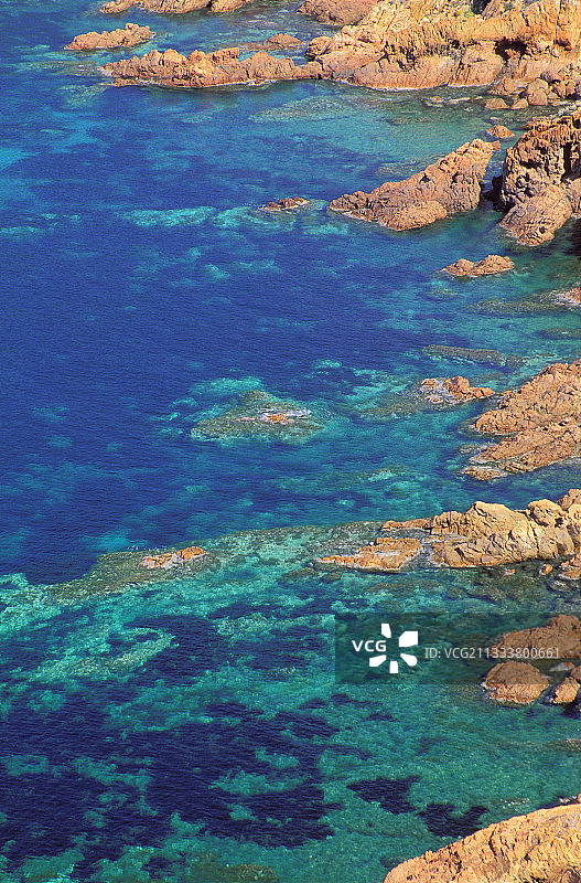 法国科西嘉岛南部吉罗拉塔花岗岩海岸图片素材