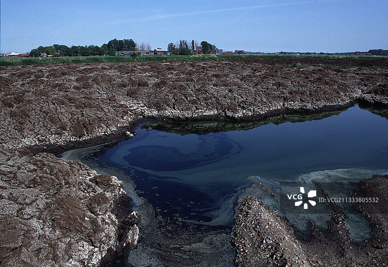 瑞典乌普萨拉水处理厂的污泥图片素材