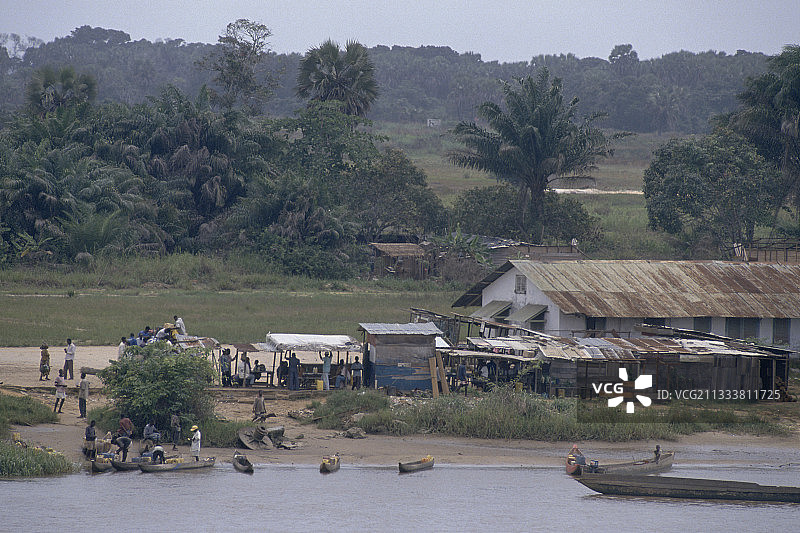 刚果库伊卢河河口村庄图片素材