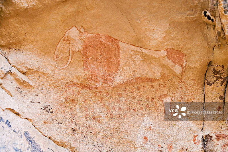 撒哈拉阿尔及利亚塔德拉特地区的洞穴壁画图片素材