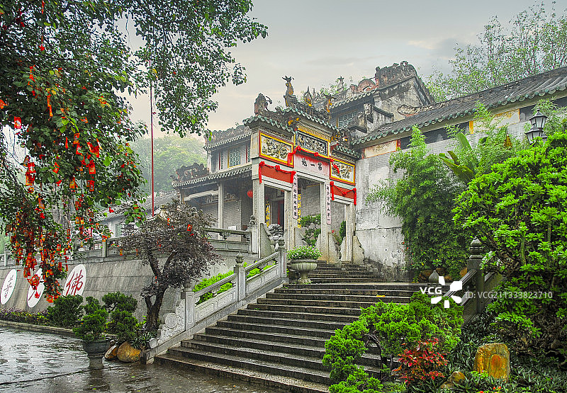 中国广东云浮新兴，唐代高僧六祖惠能创建的国恩寺（龙山寺）图片素材