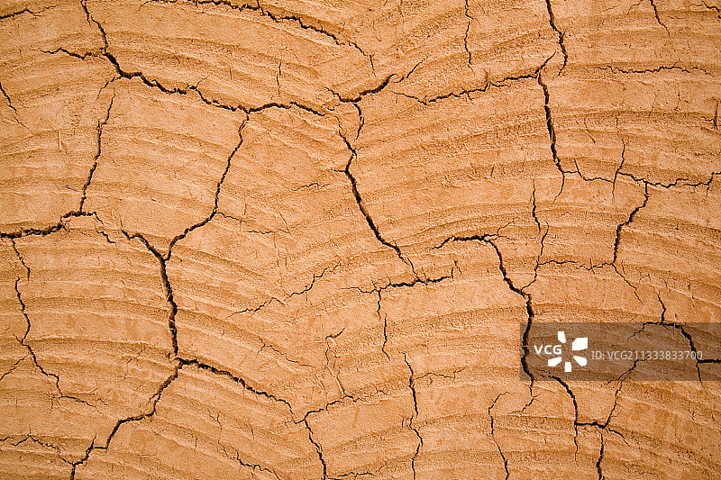 尼日尔开裂的土坯墙图片素材