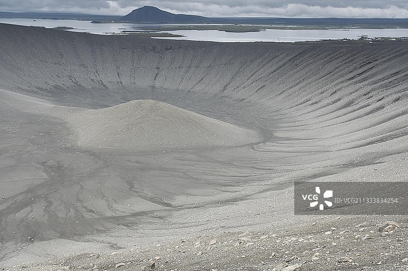 冰岛Hverfjall层状火山火山口图片素材