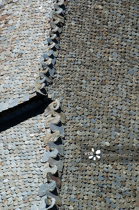 Guard-Guerin中世纪村庄的石板屋顶图片素材