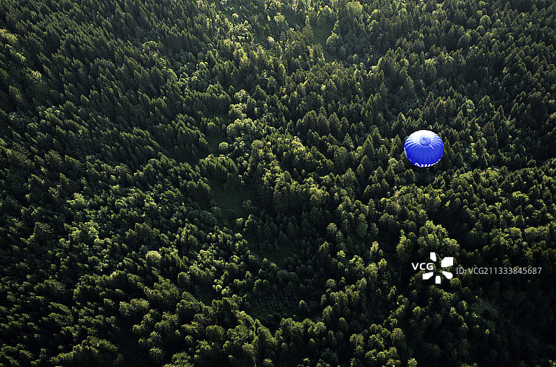 法国大博尔南阿尔卑斯热气球节图片素材
