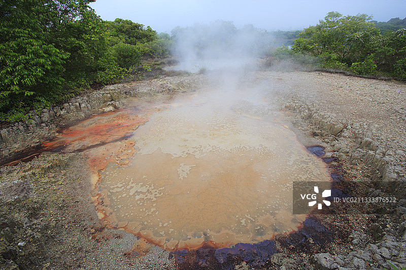 武吉巴里杉山脉南苏门答腊的泥塘图片素材