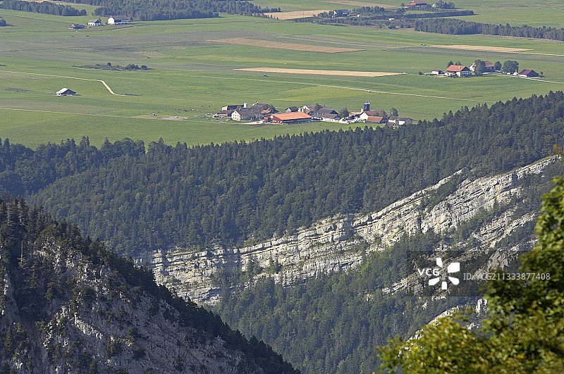 瓦尔德特拉弗斯Creux-du-Van自然保护区（瑞士）图片素材