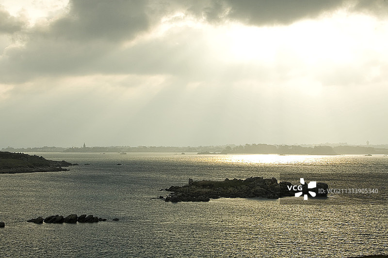 法国芒什巴茨岛上的阳光图片素材