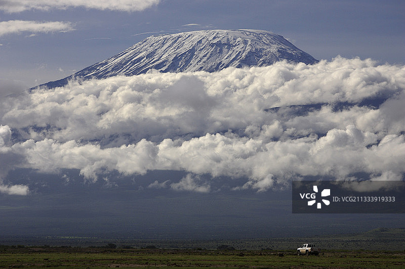 肯尼亚乞力马扎罗山图片素材