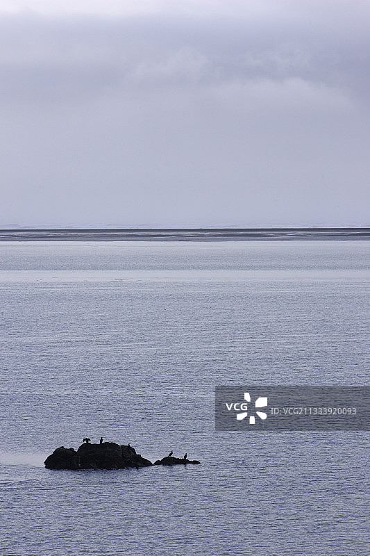 冰岛小岛的轮廓图片素材
