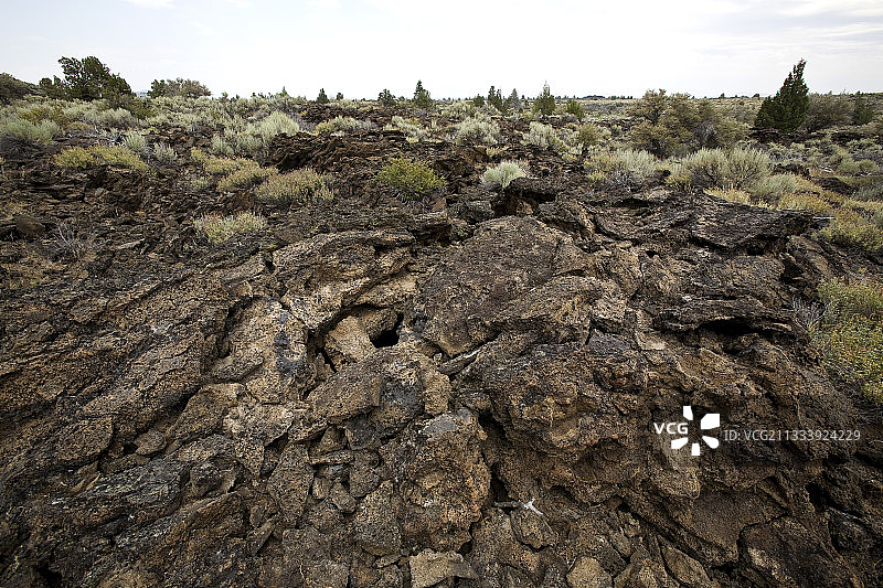 美国加利福尼亚州熔岩床国家纪念地的熔岩流图片素材