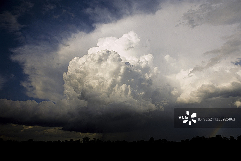 圣扬附近的冰雹天气图片素材