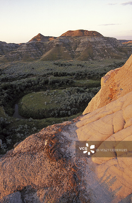 加拿大艾伯塔省恐龙省立公园荒地图片素材