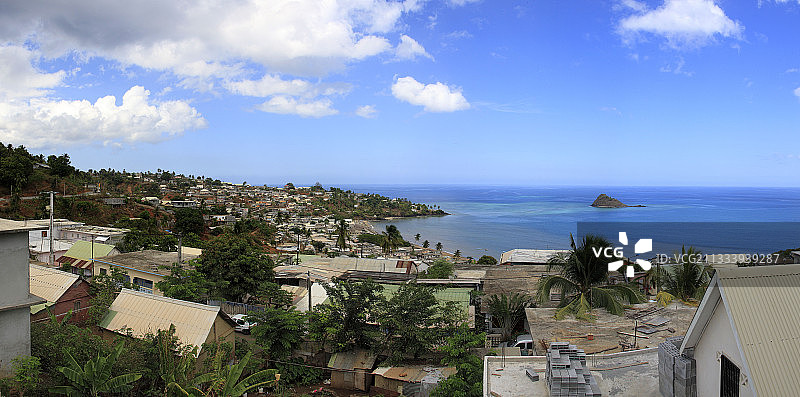 萨达镇和马约特海岸风光图片素材