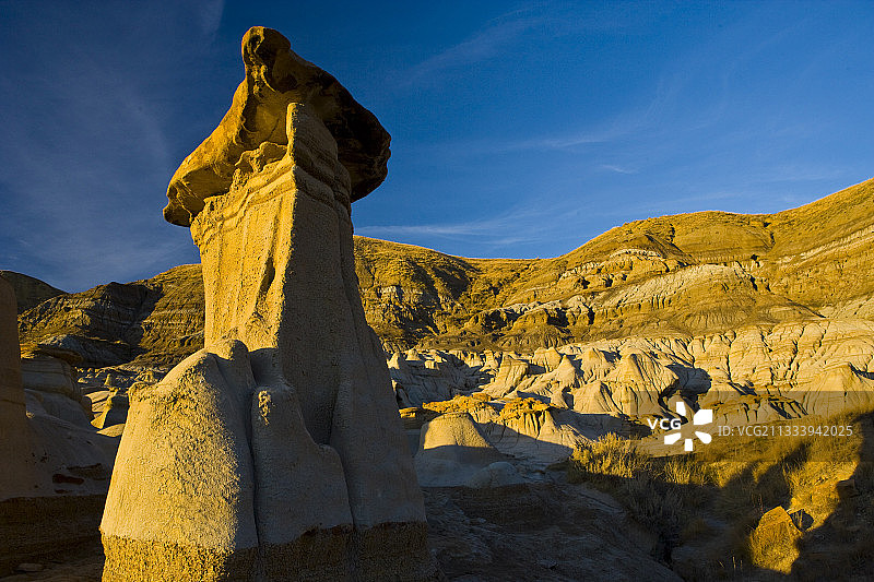 加拿大艾伯塔省德兰赫勒恶地石林图片素材