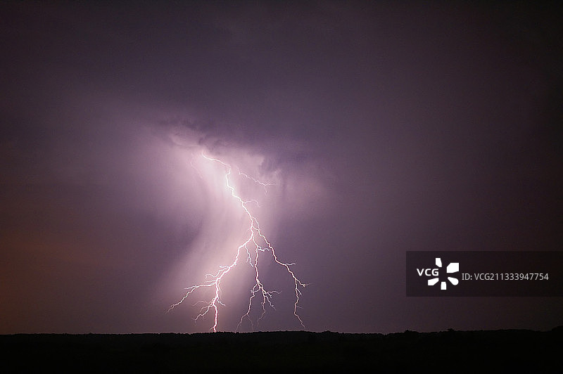 阿让附近的闪电图片素材