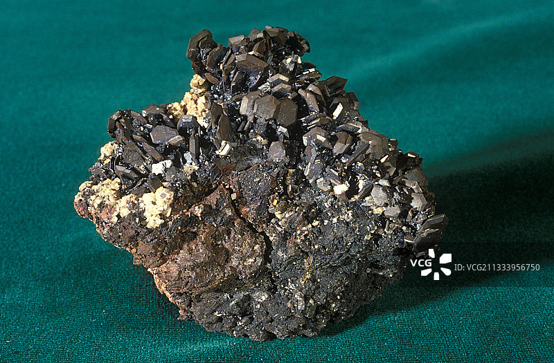 铜矿石图片素材