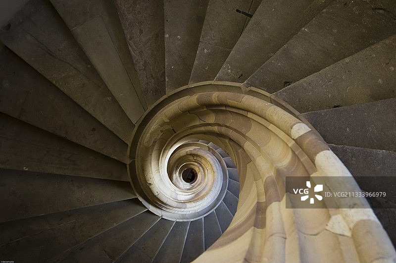 法国塞莱斯塔文艺复兴时期的螺旋楼梯图片素材