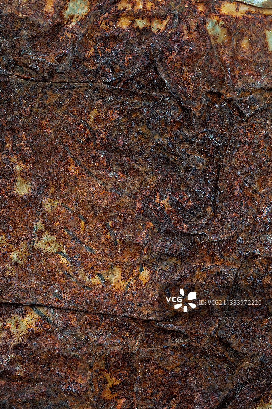 工作室里的生锈罐子图片素材