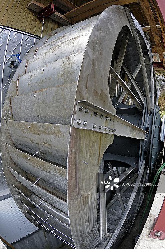 手工制作的直径7.50米的铝制轮图片素材