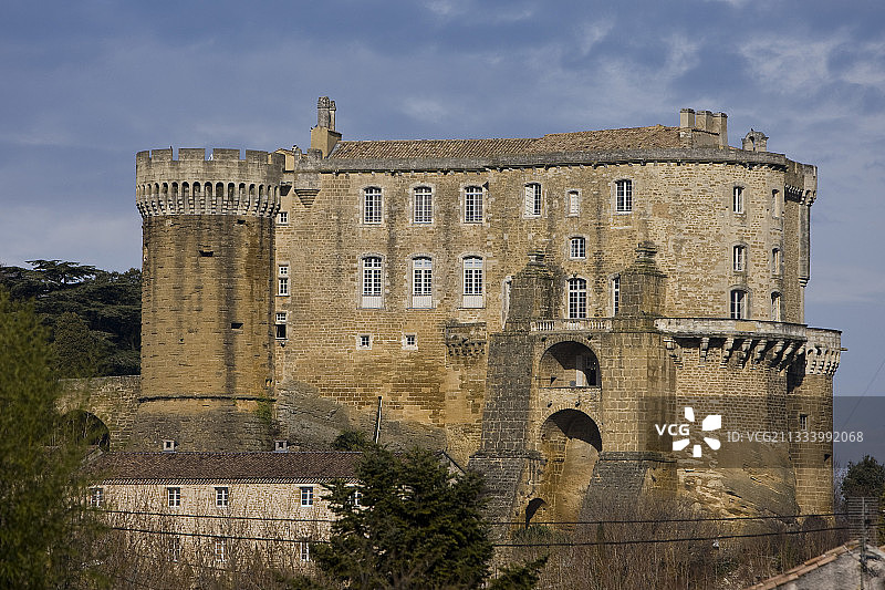 法国普罗旺斯苏兹拉鲁斯城堡图片素材