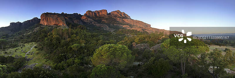 法国罗克布吕讷岩石图片素材