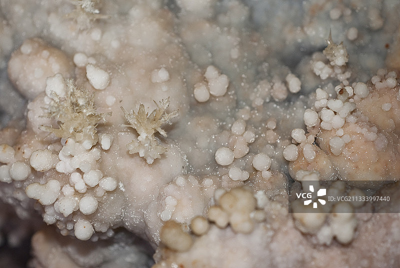 方解石和文石混合珍珠，法国图片素材