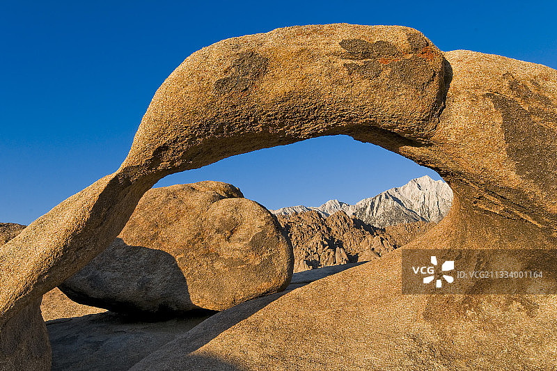 美国内华达山脉东坡的阿拉巴马山图片素材