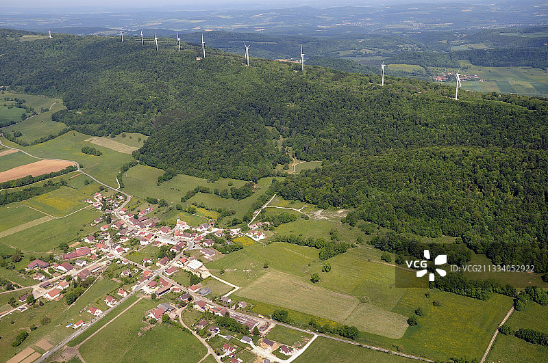 法国杜省洛蒙特山风车航拍景观图片素材