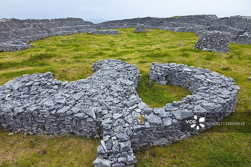 爱尔兰阿兰群岛伊尼什莫尔岛邓肯丘尔堡图片素材