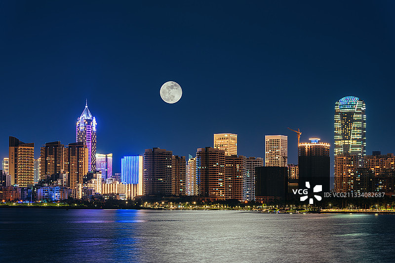 海南自由贸易港滨海大道图片素材