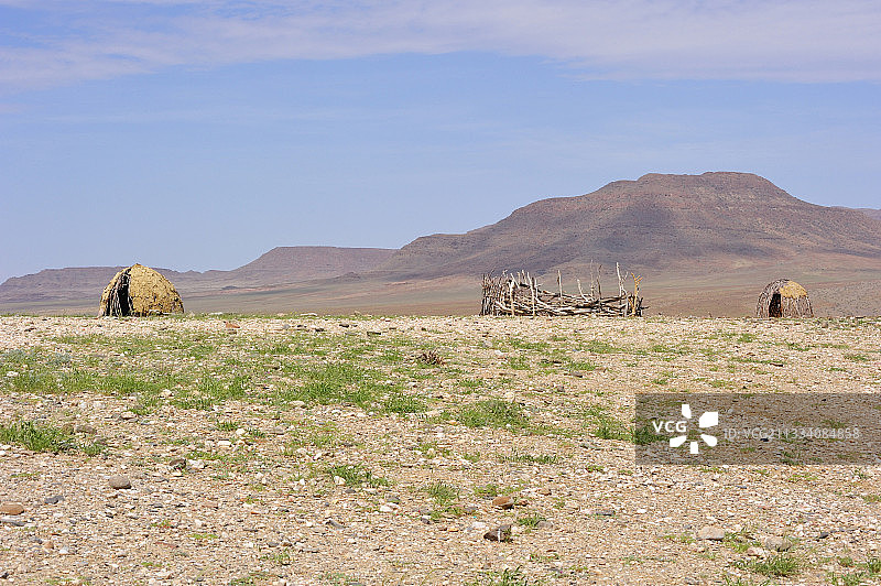 该村庄因牲畜屡次遭受狮子袭击而被遗弃图片素材
