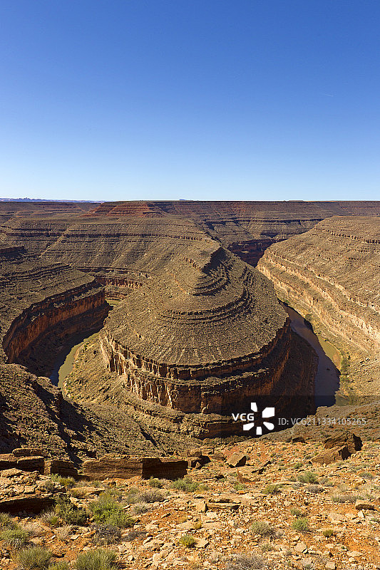 美国鹅颈州立公园圣胡安河的蜿蜒图片素材