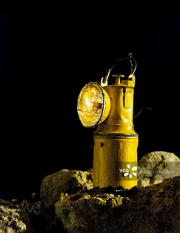 用于洞穴探险的碳化物灯，葡萄牙图片素材
