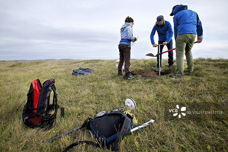 法国国家科学研究中心（CNRS）团队在研究地峡的形成过程图片素材