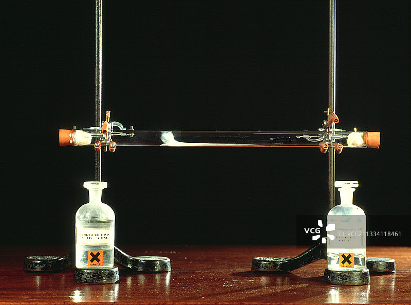 氯化铵形成图片素材