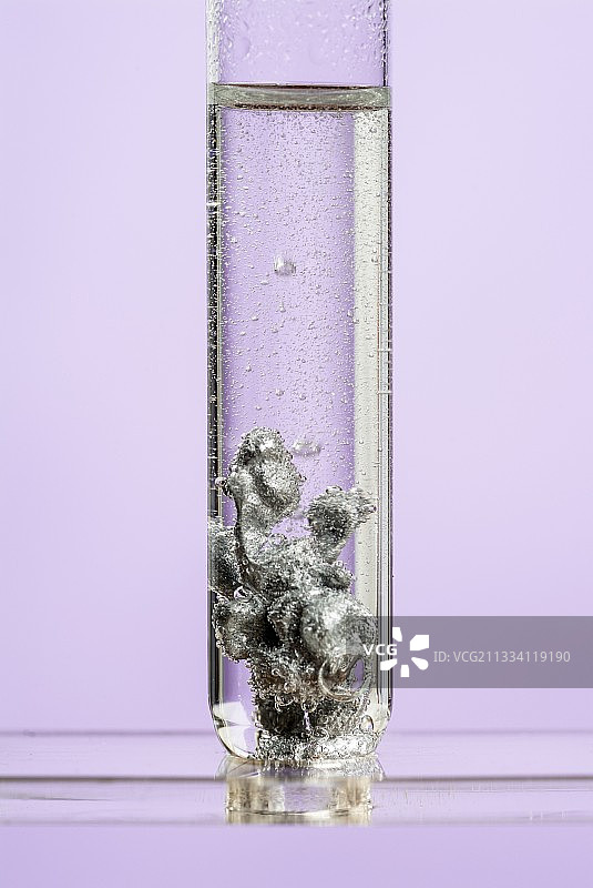 锌与硫酸反应图片素材